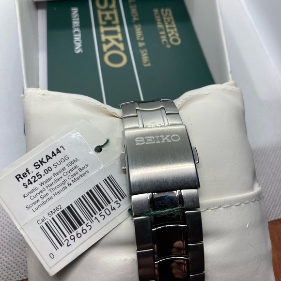 Seiko Kinetic Brand New with tags box papers - Picture 3 of 4